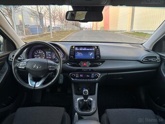 Hyundai i30 1.5 T-GDi mHEV iMT Family - 15