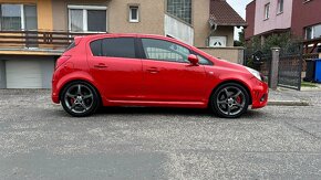 Opel corsa D GSI - 15