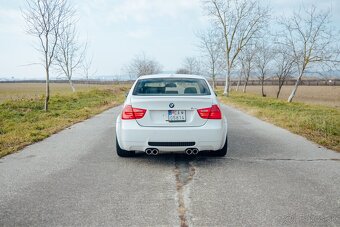 BMW E90 M3 (Japonsko) - 15