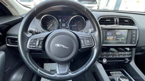 Jaguar F-Pace 2,0d 4x4 AT8 1.majiteľ nove v SR - 15