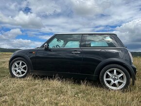 Mini Cooper 1,6 benzín, 85 kW, 100 500 km, 1. majiteľ - 15