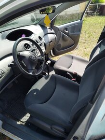 Toyota yaris 1.3 automat 2004 - 15