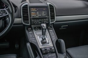 Porsche Cayenne 3.0 Diesel Tiptronic 196 kw - 15