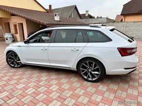 Škoda Superb III Combi 2.0TDI 140kw DSG Sportline - 15