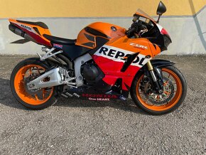 Honda CBR 600RR REPSOL 2014 AKRAPOVIČ - 15