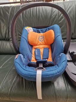 Cybex Aton 5 + isofix - 15