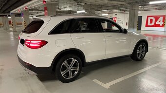 MB GLC 220D 4matic 2019 Biela - 15