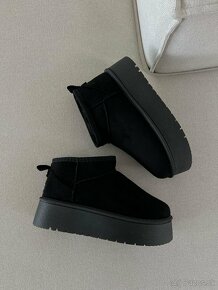 Ugg platform mini dámske čižmy čierne - 15