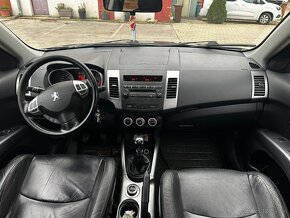 Peugeot 4007 2.2 HDI - 15