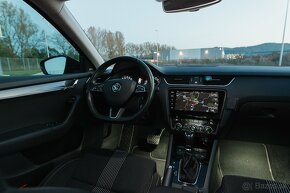 Škoda Octavia Combi 3 FL 2018 Style DSG + Full LED + CANTON - 15