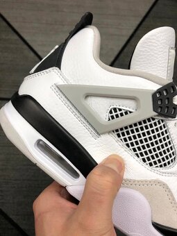 Jordan 4 Military Black Na Predaj - 15