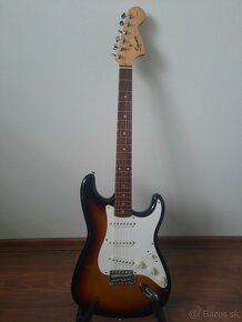 Fender squier affinity stratocaster 20th anniversary - 15