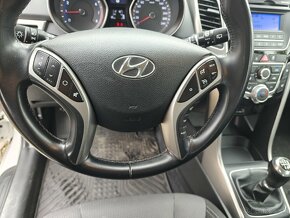 Hyundai i30 1,6 MPI Family 2014 - 15