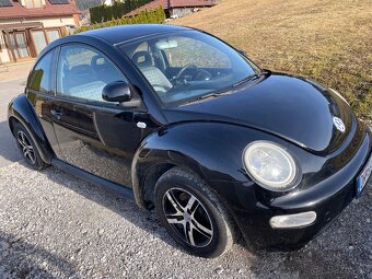 VW New Beetle 2.0 - 15