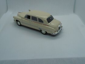 GAZ12_ZIM 1/43 - 15