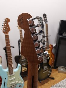 stratocaster thinline - 15