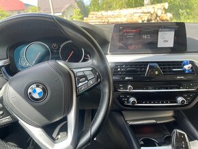 BMW 520d xDrive 140kw 141000km 09/18 - 15
