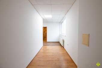 Svetlý 3-izbový byt na predaj – 80 m² - 15