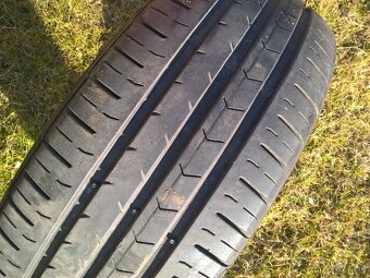 4 ks LETNÉ 185/60 R14 82H CONTINENTAL  cca 5-6 mm 50,-€/sada - 15