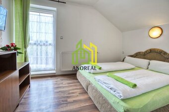 EXKLUZÍVNE Na predaj RODINNÁ VILA, 900 m2, Rajecké Teplice - 15