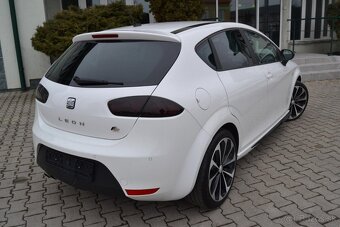 SEAT LEON 2.0 TDI FR, 2011, ELEKTRÓNY R18, XENÓNY, TEMPOMAT - 15