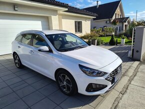 Hyundai i30 CW, benzín, ZÁRUKA, nové kúp. na Slovensku - 15