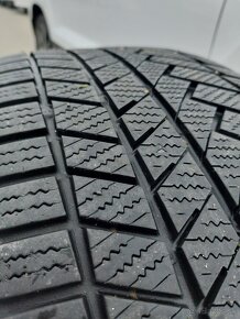 Range Rover 5x120R21 + 275/45R21 Zimné - 15