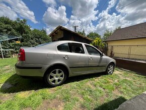 Predám Škoda Octavia II 2.0TDI 103kw - 15