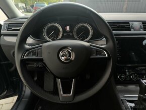 Škoda SUPERB 2.0TDi WEBASTO|DSG|4X4|ŤAŽNÉ|MATRIX|PANO - 15