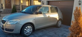 Predám Škoda Fabia II 1.2 benzin r.v. 2009 144000km - 15