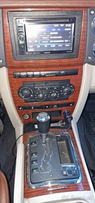 Jeep Commander 3.0 CRD Limited - 15