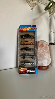 Hotwheels - 15