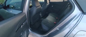 Peugeot 2008 GT benzin AUTOMAT, len 2000 km - 15