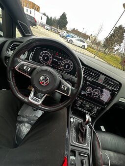 Volkswagen GTI Performance - 15