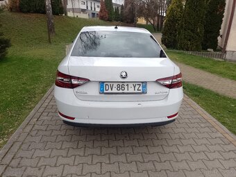 Predám Škoda Superb 3 limuzína obsah 2 liter ročník 2016 - 15