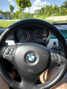 Predám BMW E90 320D (diesel), nové zimné pneu - 15