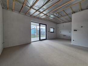 4 – IZB. RD, TERASA 23 m², POZEMOK 577 m²,PLAVECKÉ PODHRADIE - 15