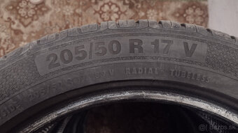 Letné pneu Barum Bravuris 3 205/50 R17 V - 15