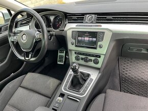 Volkswagen Passat 2.0 TDI BMT Comfortline - 15