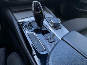 BMW Rad 5 Touring 530d M-PACKET HEAD-UP KAMERA HARMAN/KARDON - 15