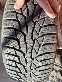 Zimné pneumatiky 4× 205/55 R16 - 15