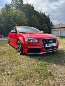 AUDI RS3 8P 2.5 TFSi quattro - 15