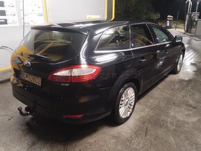 Ford Mondeo Combi 2.0 TDCi PDF Ghia - 16