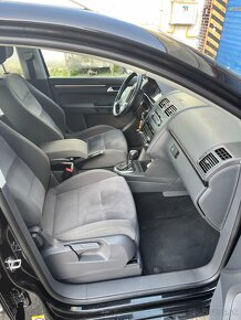 Volkswagen Touran 2.0tdi 103kw DSG - 16