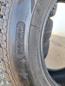 Zimne pneu 235/60 R18 GoodYear UltraGrip+ - 16