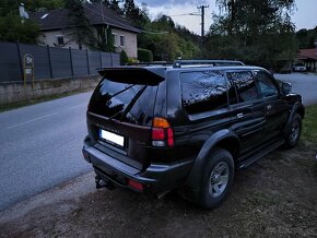 Mitsubishi Pajero Sport 3.0 V6 GLS - 16