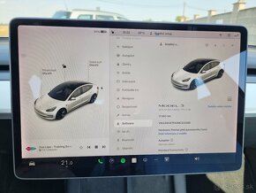 Tesla Model 3 Standard Range Plus 54kWh RWD  26.658 € - 16