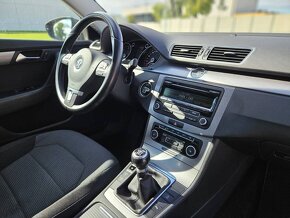 Volkswagen Passat Variant 2.0 TDI BMT Comfortline - 16