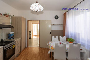 Predaj rekonštr. 3izb RD 111m2 + sklady 79m2 pozemok 800m2. - 16