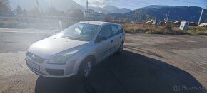 Ford Focus Combi 1.6i Benzin 2005 - 16